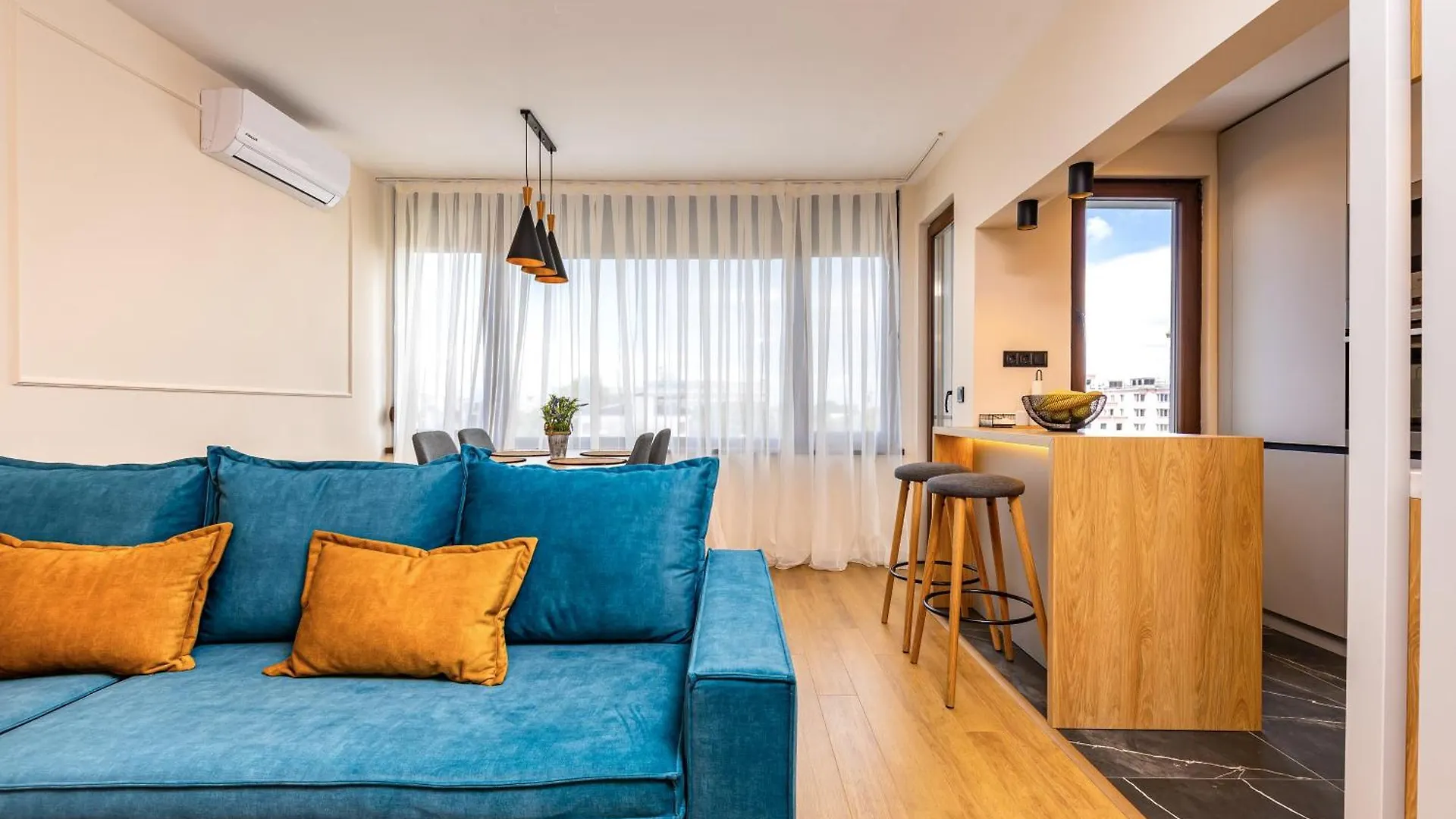 Sunset 2Br Apartment Parking Included 普罗夫迪夫