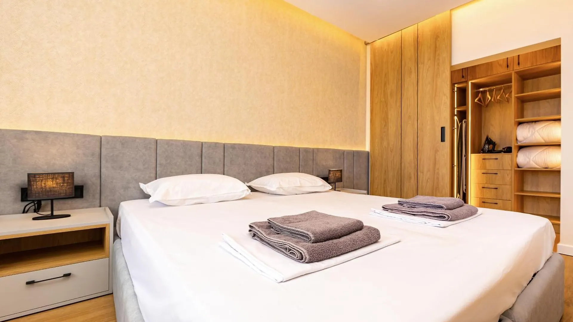 Sunset 2Br Apartment Parking Included 普罗夫迪夫 保加利亚
